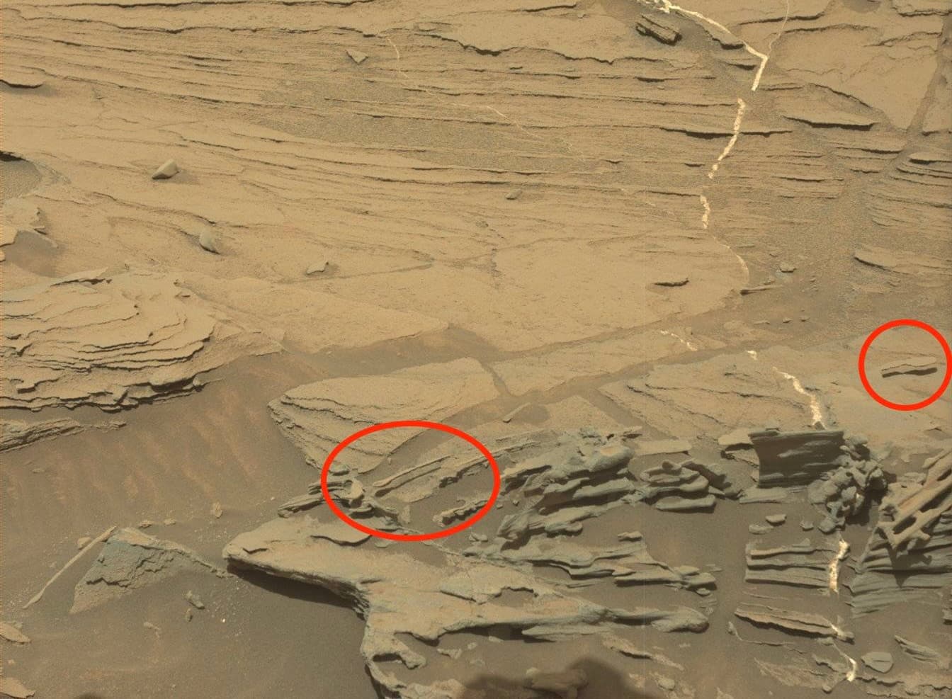 ventifact spoon on mars